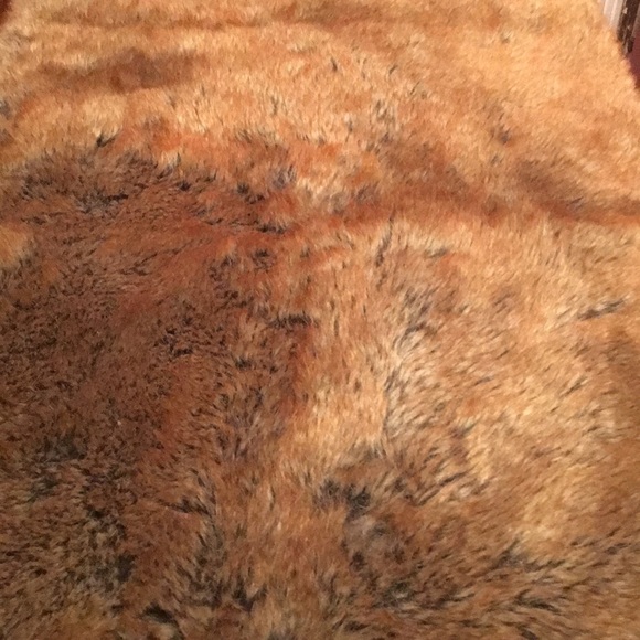 Restoration Hardware Coyote Luxe Faux Fur Throw - Picture 5 of 12